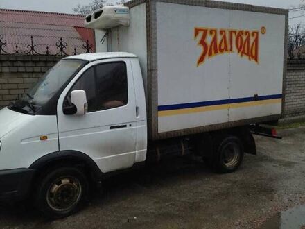 ГАЗ 33021 Газель 2004 у Дніпро (Дніпропетровську) на Automoto.ua Білий ГАЗ 33021 Газель, об'ємом двигуна 0 л та пробігом 150 тис. км за 4000 $, фото 1 на Automoto.ua
