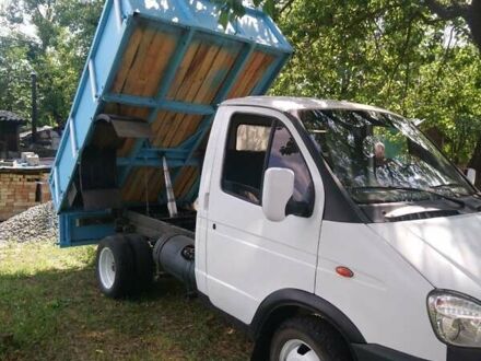 ГАЗ 330214 Газель 2004 в Днепре (Днепропетровске) на Automoto.ua Белый ГАЗ 330214 Газель, объемом двигателя 2.3 л и пробегом 77 тыс. км за 6500 $, фото 1 на Automoto.ua