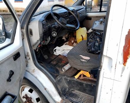 Белый ГАЗ 3307, объемом двигателя 2.2 л и пробегом 365 тыс. км за 1360 $, фото 4 на Automoto.ua