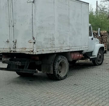 Белый ГАЗ 3307, объемом двигателя 1.25 л и пробегом 1 тыс. км за 1600 $, фото 5 на Automoto.ua