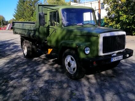 ГАЗ 3307 1993 у Корсунь-Шевченковском на Automoto.ua Зелений ГАЗ 3307, об'ємом двигуна 43 л та пробігом 212 тис. км за 4100 $, фото 1 на Automoto.ua