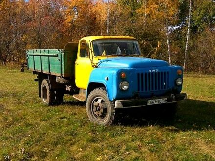 Желтый ГАЗ 52, объемом двигателя 3.5 л и пробегом 180 тыс. км за 900 $, фото 1 на Automoto.ua