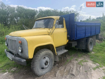 ГАЗ 53 1977 у Вінниці на Automoto.ua Жовтий ГАЗ 53, об'ємом двигуна 3.9 л та пробігом 275 тис. км за 2600 $, фото 1 на Automoto.ua