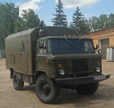 Зеленый ГАЗ 66, объемом двигателя 4.8 л и пробегом 1000 тыс. км за 8300 $, фото 1 на Automoto.ua