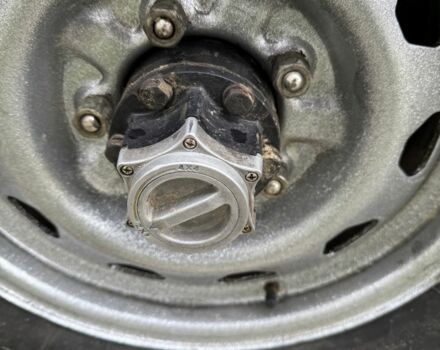 Зеленый ГАЗ 69, объемом двигателя 2.4 л и пробегом 1000 тыс. км за 5200 $, фото 10 на Automoto.ua