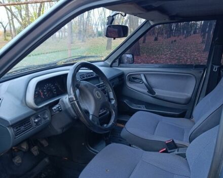 Сірий ГАЗ Інша, об'ємом двигуна 1.6 л та пробігом 270 тис. км за 1950 $, фото 2 на Automoto.ua