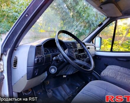 Белый ГАЗ Газель, объемом двигателя 2.3 л и пробегом 179 тыс. км за 2000 $, фото 6 на Automoto.ua