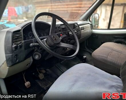 Білий ГАЗ Газель, об'ємом двигуна 2.5 л та пробігом 243 тис. км за 1300 $, фото 3 на Automoto.ua