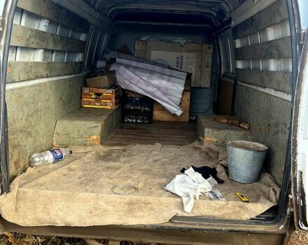 Белый ГАЗ Газель, объемом двигателя 2.5 л и пробегом 140 тыс. км за 2300 $, фото 6 на Automoto.ua