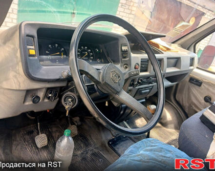 Білий ГАЗ Газель, об'ємом двигуна 2.3 л та пробігом 300 тис. км за 1600 $, фото 4 на Automoto.ua