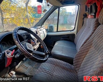 Белый ГАЗ Газель, объемом двигателя 2.3 л и пробегом 241 тыс. км за 3200 $, фото 6 на Automoto.ua