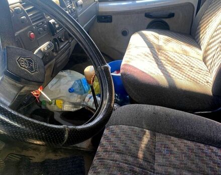 Белый ГАЗ Газель, объемом двигателя 2.4 л и пробегом 250 тыс. км за 2000 $, фото 9 на Automoto.ua