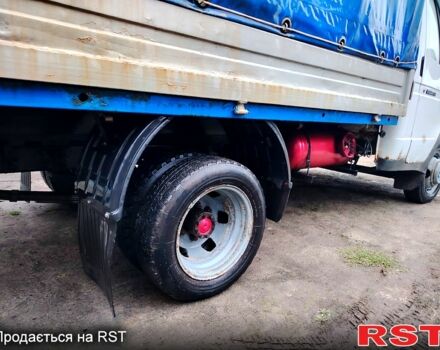 Белый ГАЗ Газель, объемом двигателя 2.4 л и пробегом 355 тыс. км за 2500 $, фото 6 на Automoto.ua