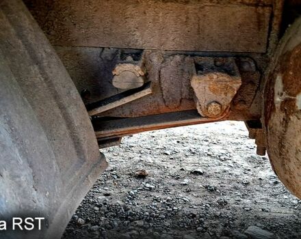 Белый ГАЗ Газель, объемом двигателя 2.5 л и пробегом 200 тыс. км за 2700 $, фото 3 на Automoto.ua