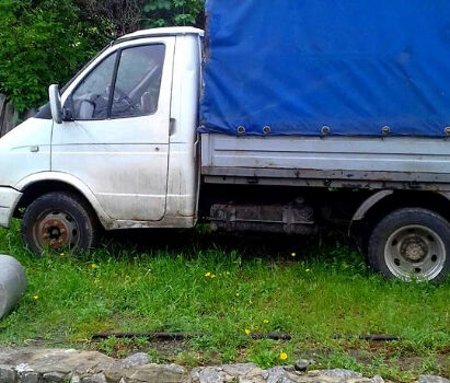 Белый ГАЗ Газель, объемом двигателя 2.3 л и пробегом 560 тыс. км за 3000 $, фото 2 на Automoto.ua