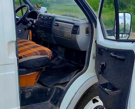 Білий ГАЗ Газель, об'ємом двигуна 3 л та пробігом 0 тис. км за 2000 $, фото 9 на Automoto.ua