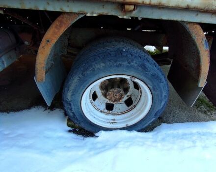 Белый ГАЗ Газель, объемом двигателя 2.3 л и пробегом 290 тыс. км за 2100 $, фото 4 на Automoto.ua