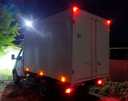 Белый ГАЗ Газель, объемом двигателя 2.5 л и пробегом 322 тыс. км за 2500 $, фото 4 на Automoto.ua