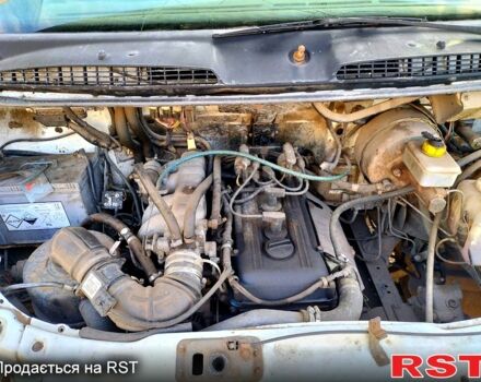 Білий ГАЗ Газель, об'ємом двигуна 2.5 л та пробігом 200 тис. км за 2000 $, фото 4 на Automoto.ua