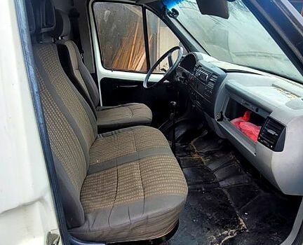Белый ГАЗ Газель, объемом двигателя 2.8 л и пробегом 35 тыс. км за 3500 $, фото 2 на Automoto.ua