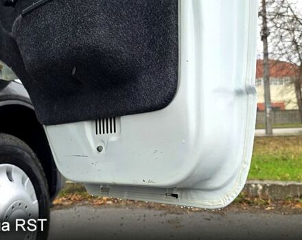 Белый ГАЗ Газель, объемом двигателя 2.9 л и пробегом 136 тыс. км за 6200 $, фото 3 на Automoto.ua