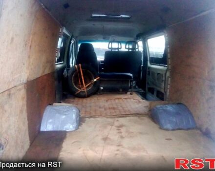 Белый ГАЗ Газель, объемом двигателя 2.5 л и пробегом 100 тыс. км за 1600 $, фото 4 на Automoto.ua