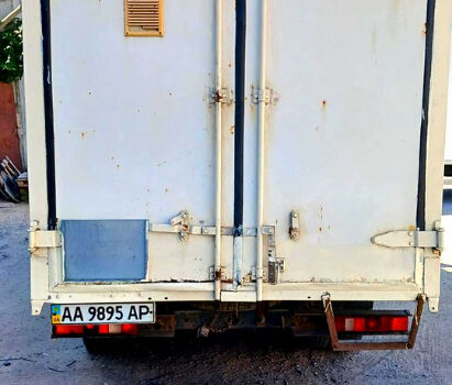 Белый ГАЗ Газель, объемом двигателя 2.5 л и пробегом 155 тыс. км за 2500 $, фото 4 на Automoto.ua