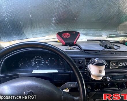 Белый ГАЗ Газель, объемом двигателя 2.4 л и пробегом 648 тыс. км за 2500 $, фото 10 на Automoto.ua