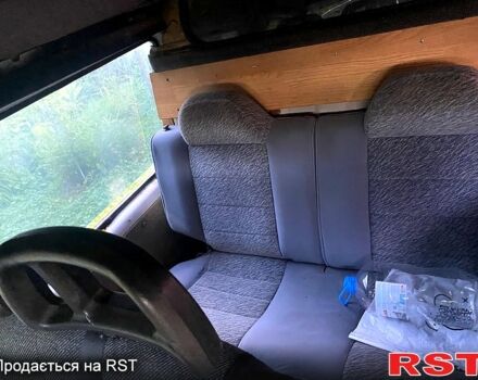 Белый ГАЗ Газель, объемом двигателя 2.4 л и пробегом 648 тыс. км за 2500 $, фото 9 на Automoto.ua