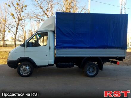 Белый ГАЗ Газель, объемом двигателя 2.5 л и пробегом 230 тыс. км за 3800 $, фото 1 на Automoto.ua
