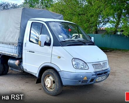 Белый ГАЗ Газель, объемом двигателя 2.3 л и пробегом 200 тыс. км за 2100 $, фото 1 на Automoto.ua