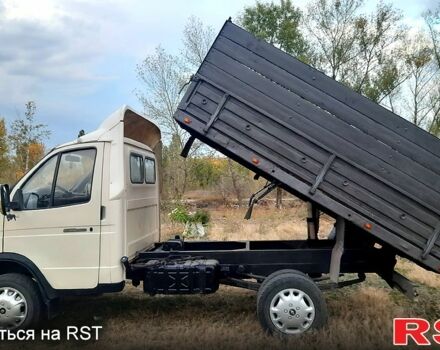 Бежевый ГАЗ Газель, объемом двигателя 2.4 л и пробегом 130 тыс. км за 3900 $, фото 1 на Automoto.ua