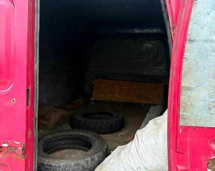 Червоний ГАЗ Газель, об'ємом двигуна 2.4 л та пробігом 350 тис. км за 700 $, фото 7 на Automoto.ua