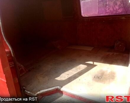 Красный ГАЗ Газель, объемом двигателя 2.4 л и пробегом 868 тыс. км за 1750 $, фото 6 на Automoto.ua