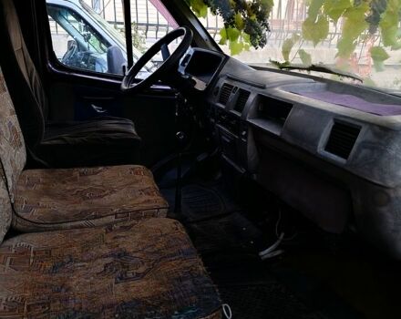 ГАЗ Газель 2002 у Миколаєві на Automoto.ua Червоний ГАЗ Газель, об'ємом двигуна 2.4 л та пробігом 0 тис. км за 1200 $, фото 5 на Automoto.ua