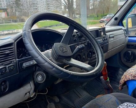 ГАЗ Газель, объемом двигателя 2.3 л и пробегом 300 тыс. км за 2000 $, фото 1 на Automoto.ua