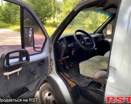 Серый ГАЗ Газель, объемом двигателя 2.4 л и пробегом 245 тыс. км за 1800 $, фото 4 на Automoto.ua