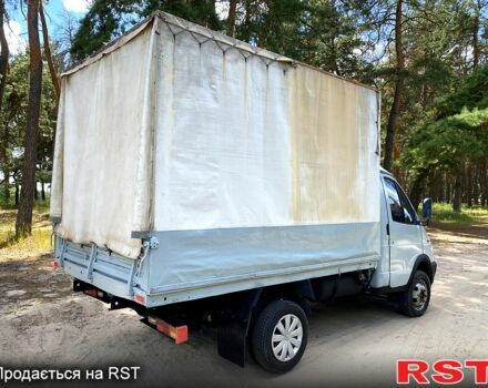 Серый ГАЗ Газель, объемом двигателя 2.4 л и пробегом 245 тыс. км за 1800 $, фото 5 на Automoto.ua