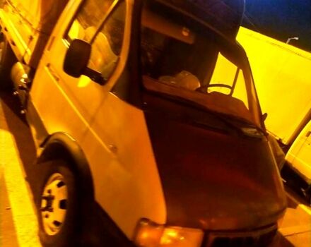Сірий ГАЗ Газель, об'ємом двигуна 2.5 л та пробігом 0 тис. км за 2000 $, фото 1 на Automoto.ua