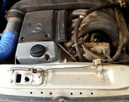 Серый ГАЗ Газель, объемом двигателя 2.5 л и пробегом 300 тыс. км за 6000 $, фото 2 на Automoto.ua