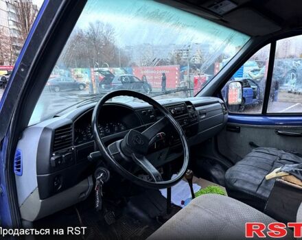 Синий ГАЗ Газель, объемом двигателя 2.4 л и пробегом 405 тыс. км за 2800 $, фото 6 на Automoto.ua
