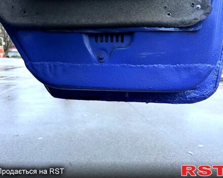 Синий ГАЗ Газель, объемом двигателя 2.4 л и пробегом 405 тыс. км за 2800 $, фото 9 на Automoto.ua