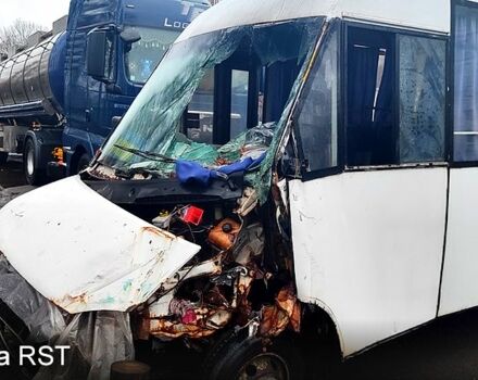 Белый ГАЗ РУТА, объемом двигателя 2.5 л и пробегом 0 тыс. км за 3550 $, фото 2 на Automoto.ua