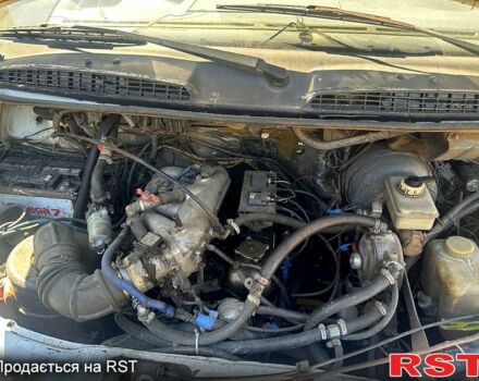 Білий ГАЗ РУТА, об'ємом двигуна 2.5 л та пробігом 200 тис. км за 4000 $, фото 8 на Automoto.ua