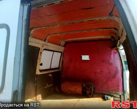 Белый ГАЗ Соболь, объемом двигателя 2.3 л и пробегом 200 тыс. км за 1450 $, фото 10 на Automoto.ua