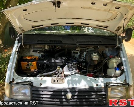 Белый ГАЗ Соболь, объемом двигателя 2.3 л и пробегом 333 тыс. км за 1250 $, фото 12 на Automoto.ua
