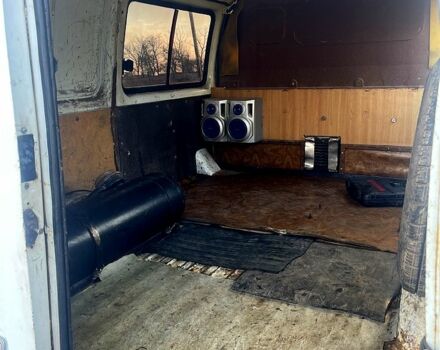 Белый ГАЗ Соболь, объемом двигателя 2.3 л и пробегом 82 тыс. км за 1400 $, фото 3 на Automoto.ua