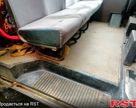 Белый ГАЗ Соболь, объемом двигателя 2.3 л и пробегом 70 тыс. км за 1800 $, фото 8 на Automoto.ua