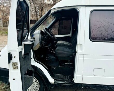 Белый ГАЗ Соболь, объемом двигателя 2.3 л и пробегом 200 тыс. км за 2999 $, фото 5 на Automoto.ua