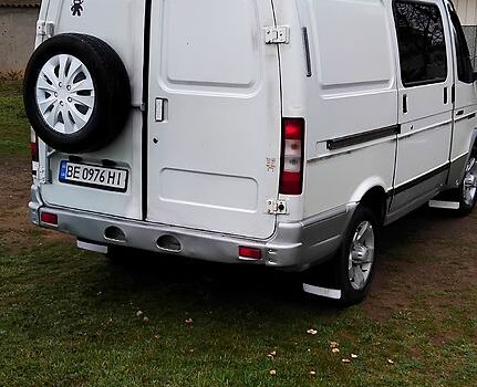 Белый ГАЗ Соболь, объемом двигателя 2.5 л и пробегом 190 тыс. км за 3000 $, фото 2 на Automoto.ua